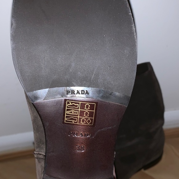 Prada boots - Picture 2 of 3